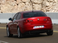 Alfa Romeo 159 Sedan (1 generation) 2.4 JTDM Q-Tronic (200 HP) foto, Alfa Romeo 159 Sedan (1 generation) 2.4 JTDM Q-Tronic (200 HP) fotos, Alfa Romeo 159 Sedan (1 generation) 2.4 JTDM Q-Tronic (200 HP) imagen, Alfa Romeo 159 Sedan (1 generation) 2.4 JTDM Q-Tronic (200 HP) imagenes, Alfa Romeo 159 Sedan (1 generation) 2.4 JTDM Q-Tronic (200 HP) fotografía