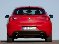 Alfa Romeo Giulietta Hatchback (940) 1.4 TB MT (120hp) Progression foto, Alfa Romeo Giulietta Hatchback (940) 1.4 TB MT (120hp) Progression fotos, Alfa Romeo Giulietta Hatchback (940) 1.4 TB MT (120hp) Progression imagen, Alfa Romeo Giulietta Hatchback (940) 1.4 TB MT (120hp) Progression imagenes, Alfa Romeo Giulietta Hatchback (940) 1.4 TB MT (120hp) Progression fotografía