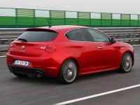 Alfa Romeo Giulietta Hatchback (940) 1.6 JTDm MT (105hp) foto, Alfa Romeo Giulietta Hatchback (940) 1.6 JTDm MT (105hp) fotos, Alfa Romeo Giulietta Hatchback (940) 1.6 JTDm MT (105hp) imagen, Alfa Romeo Giulietta Hatchback (940) 1.6 JTDm MT (105hp) imagenes, Alfa Romeo Giulietta Hatchback (940) 1.6 JTDm MT (105hp) fotografía