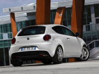 Alfa Romeo MiTo Hatchback (1 generation) 1.4 MT Junior (78 hp 8v) foto, Alfa Romeo MiTo Hatchback (1 generation) 1.4 MT Junior (78 hp 8v) fotos, Alfa Romeo MiTo Hatchback (1 generation) 1.4 MT Junior (78 hp 8v) imagen, Alfa Romeo MiTo Hatchback (1 generation) 1.4 MT Junior (78 hp 8v) imagenes, Alfa Romeo MiTo Hatchback (1 generation) 1.4 MT Junior (78 hp 8v) fotografía