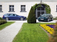 Alpina B5 Touring wagon (F10/11) 4.4 BITURBO SWITCH-TRONIC AT (540hp) basic foto, Alpina B5 Touring wagon (F10/11) 4.4 BITURBO SWITCH-TRONIC AT (540hp) basic fotos, Alpina B5 Touring wagon (F10/11) 4.4 BITURBO SWITCH-TRONIC AT (540hp) basic imagen, Alpina B5 Touring wagon (F10/11) 4.4 BITURBO SWITCH-TRONIC AT (540hp) basic imagenes, Alpina B5 Touring wagon (F10/11) 4.4 BITURBO SWITCH-TRONIC AT (540hp) basic fotografía