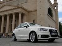 Audi A1 Hatchback 3-door (1 generation) 1.2 TFSI MT (86 HP) Ambition foto, Audi A1 Hatchback 3-door (1 generation) 1.2 TFSI MT (86 HP) Ambition fotos, Audi A1 Hatchback 3-door (1 generation) 1.2 TFSI MT (86 HP) Ambition imagen, Audi A1 Hatchback 3-door (1 generation) 1.2 TFSI MT (86 HP) Ambition imagenes, Audi A1 Hatchback 3-door (1 generation) 1.2 TFSI MT (86 HP) Ambition fotografía