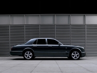 Bentley Arnage RL sedan 4-door (2 generation) 6.8 Twin-Turbo AT (460hp) foto, Bentley Arnage RL sedan 4-door (2 generation) 6.8 Twin-Turbo AT (460hp) fotos, Bentley Arnage RL sedan 4-door (2 generation) 6.8 Twin-Turbo AT (460hp) imagen, Bentley Arnage RL sedan 4-door (2 generation) 6.8 Twin-Turbo AT (460hp) imagenes, Bentley Arnage RL sedan 4-door (2 generation) 6.8 Twin-Turbo AT (460hp) fotografía
