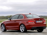 BMW 1 series Coupe (E81/E82/E87/E88) 118d MT (143hp) foto, BMW 1 series Coupe (E81/E82/E87/E88) 118d MT (143hp) fotos, BMW 1 series Coupe (E81/E82/E87/E88) 118d MT (143hp) imagen, BMW 1 series Coupe (E81/E82/E87/E88) 118d MT (143hp) imagenes, BMW 1 series Coupe (E81/E82/E87/E88) 118d MT (143hp) fotografía