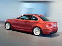 BMW 1 series Coupe (E81/E82/E87/E88) 120d AT (177 HP, '08) foto, BMW 1 series Coupe (E81/E82/E87/E88) 120d AT (177 HP, '08) fotos, BMW 1 series Coupe (E81/E82/E87/E88) 120d AT (177 HP, '08) imagen, BMW 1 series Coupe (E81/E82/E87/E88) 120d AT (177 HP, '08) imagenes, BMW 1 series Coupe (E81/E82/E87/E88) 120d AT (177 HP, '08) fotografía