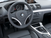 BMW 1 series Coupe (E81/E82/E87/E88) 120i MT (170 HP) foto, BMW 1 series Coupe (E81/E82/E87/E88) 120i MT (170 HP) fotos, BMW 1 series Coupe (E81/E82/E87/E88) 120i MT (170 HP) imagen, BMW 1 series Coupe (E81/E82/E87/E88) 120i MT (170 HP) imagenes, BMW 1 series Coupe (E81/E82/E87/E88) 120i MT (170 HP) fotografía