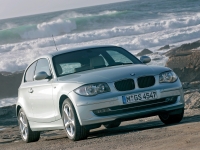 BMW 1 series Hatchback 3-door (E81/E82/E87/E88) 116i AT (122 HP '07) foto, BMW 1 series Hatchback 3-door (E81/E82/E87/E88) 116i AT (122 HP '07) fotos, BMW 1 series Hatchback 3-door (E81/E82/E87/E88) 116i AT (122 HP '07) imagen, BMW 1 series Hatchback 3-door (E81/E82/E87/E88) 116i AT (122 HP '07) imagenes, BMW 1 series Hatchback 3-door (E81/E82/E87/E88) 116i AT (122 HP '07) fotografía