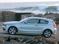 BMW 1 series Hatchback 3-door (E81/E82/E87/E88) 116i AT (122hp '07) foto, BMW 1 series Hatchback 3-door (E81/E82/E87/E88) 116i AT (122hp '07) fotos, BMW 1 series Hatchback 3-door (E81/E82/E87/E88) 116i AT (122hp '07) imagen, BMW 1 series Hatchback 3-door (E81/E82/E87/E88) 116i AT (122hp '07) imagenes, BMW 1 series Hatchback 3-door (E81/E82/E87/E88) 116i AT (122hp '07) fotografía