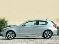 BMW 1 series Hatchback 3-door (E81/E82/E87/E88) 116i AT (122hp '07) foto, BMW 1 series Hatchback 3-door (E81/E82/E87/E88) 116i AT (122hp '07) fotos, BMW 1 series Hatchback 3-door (E81/E82/E87/E88) 116i AT (122hp '07) imagen, BMW 1 series Hatchback 3-door (E81/E82/E87/E88) 116i AT (122hp '07) imagenes, BMW 1 series Hatchback 3-door (E81/E82/E87/E88) 116i AT (122hp '07) fotografía