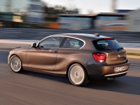 BMW 1 series Hatchback 3-door (F20/F21) 114i MT (102 HP) foto, BMW 1 series Hatchback 3-door (F20/F21) 114i MT (102 HP) fotos, BMW 1 series Hatchback 3-door (F20/F21) 114i MT (102 HP) imagen, BMW 1 series Hatchback 3-door (F20/F21) 114i MT (102 HP) imagenes, BMW 1 series Hatchback 3-door (F20/F21) 114i MT (102 HP) fotografía