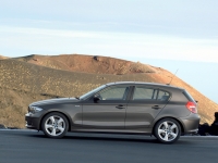 BMW 1 series Hatchback 5-door. (E81/E82/E87/E88) 116i AT (122hp '07) foto, BMW 1 series Hatchback 5-door. (E81/E82/E87/E88) 116i AT (122hp '07) fotos, BMW 1 series Hatchback 5-door. (E81/E82/E87/E88) 116i AT (122hp '07) imagen, BMW 1 series Hatchback 5-door. (E81/E82/E87/E88) 116i AT (122hp '07) imagenes, BMW 1 series Hatchback 5-door. (E81/E82/E87/E88) 116i AT (122hp '07) fotografía