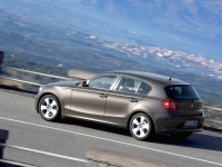 BMW 1 series Hatchback 5-door. (E81/E82/E87/E88) 118i AT (143 HP '09) foto, BMW 1 series Hatchback 5-door. (E81/E82/E87/E88) 118i AT (143 HP '09) fotos, BMW 1 series Hatchback 5-door. (E81/E82/E87/E88) 118i AT (143 HP '09) imagen, BMW 1 series Hatchback 5-door. (E81/E82/E87/E88) 118i AT (143 HP '09) imagenes, BMW 1 series Hatchback 5-door. (E81/E82/E87/E88) 118i AT (143 HP '09) fotografía