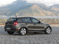 BMW 1 series Hatchback 5-door. (E81/E82/E87/E88) 130i AT EU (265hp) foto, BMW 1 series Hatchback 5-door. (E81/E82/E87/E88) 130i AT EU (265hp) fotos, BMW 1 series Hatchback 5-door. (E81/E82/E87/E88) 130i AT EU (265hp) imagen, BMW 1 series Hatchback 5-door. (E81/E82/E87/E88) 130i AT EU (265hp) imagenes, BMW 1 series Hatchback 5-door. (E81/E82/E87/E88) 130i AT EU (265hp) fotografía