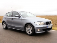 BMW 1 series Hatchback (E87) 118i AT (129hp) foto, BMW 1 series Hatchback (E87) 118i AT (129hp) fotos, BMW 1 series Hatchback (E87) 118i AT (129hp) imagen, BMW 1 series Hatchback (E87) 118i AT (129hp) imagenes, BMW 1 series Hatchback (E87) 118i AT (129hp) fotografía