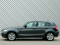 BMW 1 series Hatchback (E87) 118i AT (129hp) foto, BMW 1 series Hatchback (E87) 118i AT (129hp) fotos, BMW 1 series Hatchback (E87) 118i AT (129hp) imagen, BMW 1 series Hatchback (E87) 118i AT (129hp) imagenes, BMW 1 series Hatchback (E87) 118i AT (129hp) fotografía