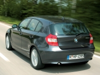 BMW 1 series Hatchback (E87) 118i AT (129hp) foto, BMW 1 series Hatchback (E87) 118i AT (129hp) fotos, BMW 1 series Hatchback (E87) 118i AT (129hp) imagen, BMW 1 series Hatchback (E87) 118i AT (129hp) imagenes, BMW 1 series Hatchback (E87) 118i AT (129hp) fotografía