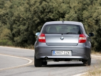 BMW 1 series Hatchback (E87) 118i AT (129hp) foto, BMW 1 series Hatchback (E87) 118i AT (129hp) fotos, BMW 1 series Hatchback (E87) 118i AT (129hp) imagen, BMW 1 series Hatchback (E87) 118i AT (129hp) imagenes, BMW 1 series Hatchback (E87) 118i AT (129hp) fotografía