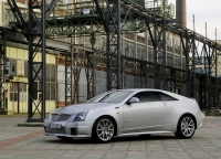 Cadillac CTS CTS-V coupe 2-door (2 generation) AT 6.2 (556hp) foto, Cadillac CTS CTS-V coupe 2-door (2 generation) AT 6.2 (556hp) fotos, Cadillac CTS CTS-V coupe 2-door (2 generation) AT 6.2 (556hp) imagen, Cadillac CTS CTS-V coupe 2-door (2 generation) AT 6.2 (556hp) imagenes, Cadillac CTS CTS-V coupe 2-door (2 generation) AT 6.2 (556hp) fotografía