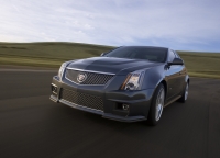 Cadillac CTS CTS-V sedan 4-door (2 generation) AT 6.2 (556hp) foto, Cadillac CTS CTS-V sedan 4-door (2 generation) AT 6.2 (556hp) fotos, Cadillac CTS CTS-V sedan 4-door (2 generation) AT 6.2 (556hp) imagen, Cadillac CTS CTS-V sedan 4-door (2 generation) AT 6.2 (556hp) imagenes, Cadillac CTS CTS-V sedan 4-door (2 generation) AT 6.2 (556hp) fotografía