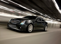 Cadillac CTS CTS-V sedan 4-door (2 generation) AT 6.2 (556hp) foto, Cadillac CTS CTS-V sedan 4-door (2 generation) AT 6.2 (556hp) fotos, Cadillac CTS CTS-V sedan 4-door (2 generation) AT 6.2 (556hp) imagen, Cadillac CTS CTS-V sedan 4-door (2 generation) AT 6.2 (556hp) imagenes, Cadillac CTS CTS-V sedan 4-door (2 generation) AT 6.2 (556hp) fotografía