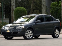 Chevrolet Astra Hatchback 5-door. (2 generation) 1.8 Flexfuel MT (110hp) foto, Chevrolet Astra Hatchback 5-door. (2 generation) 1.8 Flexfuel MT (110hp) fotos, Chevrolet Astra Hatchback 5-door. (2 generation) 1.8 Flexfuel MT (110hp) imagen, Chevrolet Astra Hatchback 5-door. (2 generation) 1.8 Flexfuel MT (110hp) imagenes, Chevrolet Astra Hatchback 5-door. (2 generation) 1.8 Flexfuel MT (110hp) fotografía