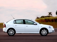 Chevrolet Astra Hatchback 5-door. (2 generation) 2.0 AT (116hp) foto, Chevrolet Astra Hatchback 5-door. (2 generation) 2.0 AT (116hp) fotos, Chevrolet Astra Hatchback 5-door. (2 generation) 2.0 AT (116hp) imagen, Chevrolet Astra Hatchback 5-door. (2 generation) 2.0 AT (116hp) imagenes, Chevrolet Astra Hatchback 5-door. (2 generation) 2.0 AT (116hp) fotografía