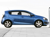 Chevrolet Aveo Hatchback (T300) 1.6 AT (115 HP) LT Comfort and Alloy Wheels Pack (2013) foto, Chevrolet Aveo Hatchback (T300) 1.6 AT (115 HP) LT Comfort and Alloy Wheels Pack (2013) fotos, Chevrolet Aveo Hatchback (T300) 1.6 AT (115 HP) LT Comfort and Alloy Wheels Pack (2013) imagen, Chevrolet Aveo Hatchback (T300) 1.6 AT (115 HP) LT Comfort and Alloy Wheels Pack (2013) imagenes, Chevrolet Aveo Hatchback (T300) 1.6 AT (115 HP) LT Comfort and Alloy Wheels Pack (2013) fotografía