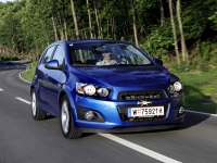 Chevrolet Aveo Hatchback (T300) 1.6 AT (115 HP) LTZ (2012) foto, Chevrolet Aveo Hatchback (T300) 1.6 AT (115 HP) LTZ (2012) fotos, Chevrolet Aveo Hatchback (T300) 1.6 AT (115 HP) LTZ (2012) imagen, Chevrolet Aveo Hatchback (T300) 1.6 AT (115 HP) LTZ (2012) imagenes, Chevrolet Aveo Hatchback (T300) 1.6 AT (115 HP) LTZ (2012) fotografía