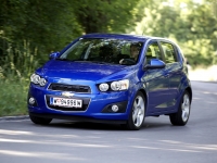 Chevrolet Aveo Hatchback (T300) 1.6 AT (115 HP) LTZ (2012) foto, Chevrolet Aveo Hatchback (T300) 1.6 AT (115 HP) LTZ (2012) fotos, Chevrolet Aveo Hatchback (T300) 1.6 AT (115 HP) LTZ (2012) imagen, Chevrolet Aveo Hatchback (T300) 1.6 AT (115 HP) LTZ (2012) imagenes, Chevrolet Aveo Hatchback (T300) 1.6 AT (115 HP) LTZ (2012) fotografía