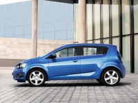 Chevrolet Aveo Hatchback (T300) 1.6 AT (115 HP) LTZ (2012) foto, Chevrolet Aveo Hatchback (T300) 1.6 AT (115 HP) LTZ (2012) fotos, Chevrolet Aveo Hatchback (T300) 1.6 AT (115 HP) LTZ (2012) imagen, Chevrolet Aveo Hatchback (T300) 1.6 AT (115 HP) LTZ (2012) imagenes, Chevrolet Aveo Hatchback (T300) 1.6 AT (115 HP) LTZ (2012) fotografía