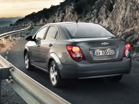 Chevrolet Aveo (T300) 1.6 AT (115 HP) LT Base (2013) foto, Chevrolet Aveo (T300) 1.6 AT (115 HP) LT Base (2013) fotos, Chevrolet Aveo (T300) 1.6 AT (115 HP) LT Base (2013) imagen, Chevrolet Aveo (T300) 1.6 AT (115 HP) LT Base (2013) imagenes, Chevrolet Aveo (T300) 1.6 AT (115 HP) LT Base (2013) fotografía