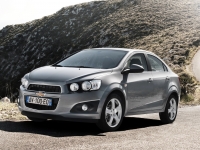 Chevrolet Aveo (T300) 1.6 MT (115 HP) LT Base (2013) foto, Chevrolet Aveo (T300) 1.6 MT (115 HP) LT Base (2013) fotos, Chevrolet Aveo (T300) 1.6 MT (115 HP) LT Base (2013) imagen, Chevrolet Aveo (T300) 1.6 MT (115 HP) LT Base (2013) imagenes, Chevrolet Aveo (T300) 1.6 MT (115 HP) LT Base (2013) fotografía