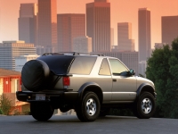 Chevrolet Blazer SUV 3-door (4 generation) 4.3 AT (190hp) foto, Chevrolet Blazer SUV 3-door (4 generation) 4.3 AT (190hp) fotos, Chevrolet Blazer SUV 3-door (4 generation) 4.3 AT (190hp) imagen, Chevrolet Blazer SUV 3-door (4 generation) 4.3 AT (190hp) imagenes, Chevrolet Blazer SUV 3-door (4 generation) 4.3 AT (190hp) fotografía