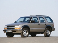 Chevrolet Blazer SUV 5-door (4 generation) 2.2 MT (114 HP) foto, Chevrolet Blazer SUV 5-door (4 generation) 2.2 MT (114 HP) fotos, Chevrolet Blazer SUV 5-door (4 generation) 2.2 MT (114 HP) imagen, Chevrolet Blazer SUV 5-door (4 generation) 2.2 MT (114 HP) imagenes, Chevrolet Blazer SUV 5-door (4 generation) 2.2 MT (114 HP) fotografía