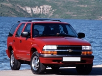 Chevrolet Blazer SUV 5-door (4 generation) AT 4.3 foto, Chevrolet Blazer SUV 5-door (4 generation) AT 4.3 fotos, Chevrolet Blazer SUV 5-door (4 generation) AT 4.3 imagen, Chevrolet Blazer SUV 5-door (4 generation) AT 4.3 imagenes, Chevrolet Blazer SUV 5-door (4 generation) AT 4.3 fotografía