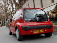 Citroen C1 Hatchback 5-door. (1 generation) 1.0 AT (68 hp) foto, Citroen C1 Hatchback 5-door. (1 generation) 1.0 AT (68 hp) fotos, Citroen C1 Hatchback 5-door. (1 generation) 1.0 AT (68 hp) imagen, Citroen C1 Hatchback 5-door. (1 generation) 1.0 AT (68 hp) imagenes, Citroen C1 Hatchback 5-door. (1 generation) 1.0 AT (68 hp) fotografía