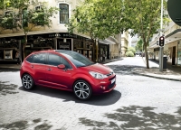 Citroen C3 Hatchback (2 generation) 1.0 MT foto, Citroen C3 Hatchback (2 generation) 1.0 MT fotos, Citroen C3 Hatchback (2 generation) 1.0 MT imagen, Citroen C3 Hatchback (2 generation) 1.0 MT imagenes, Citroen C3 Hatchback (2 generation) 1.0 MT fotografía