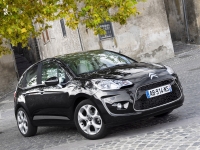 Citroen C3 Hatchback (2 generation) 1.2 MT (82 HP) Tendance foto, Citroen C3 Hatchback (2 generation) 1.2 MT (82 HP) Tendance fotos, Citroen C3 Hatchback (2 generation) 1.2 MT (82 HP) Tendance imagen, Citroen C3 Hatchback (2 generation) 1.2 MT (82 HP) Tendance imagenes, Citroen C3 Hatchback (2 generation) 1.2 MT (82 HP) Tendance fotografía