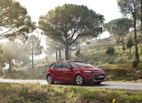 Citroen C4 Picasso MPV 5-door (2 generation) 1.6 e-HDi AT foto, Citroen C4 Picasso MPV 5-door (2 generation) 1.6 e-HDi AT fotos, Citroen C4 Picasso MPV 5-door (2 generation) 1.6 e-HDi AT imagen, Citroen C4 Picasso MPV 5-door (2 generation) 1.6 e-HDi AT imagenes, Citroen C4 Picasso MPV 5-door (2 generation) 1.6 e-HDi AT fotografía