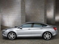 Citroen C5 Sedan (2 generation) 1.6 AMT (120hp) Confort (2013) foto, Citroen C5 Sedan (2 generation) 1.6 AMT (120hp) Confort (2013) fotos, Citroen C5 Sedan (2 generation) 1.6 AMT (120hp) Confort (2013) imagen, Citroen C5 Sedan (2 generation) 1.6 AMT (120hp) Confort (2013) imagenes, Citroen C5 Sedan (2 generation) 1.6 AMT (120hp) Confort (2013) fotografía