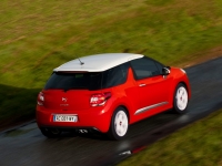 Citroen DS3 Hatchback (1 generation) 1.4 VTi MT (95 Hp) Chic (2012) foto, Citroen DS3 Hatchback (1 generation) 1.4 VTi MT (95 Hp) Chic (2012) fotos, Citroen DS3 Hatchback (1 generation) 1.4 VTi MT (95 Hp) Chic (2012) imagen, Citroen DS3 Hatchback (1 generation) 1.4 VTi MT (95 Hp) Chic (2012) imagenes, Citroen DS3 Hatchback (1 generation) 1.4 VTi MT (95 Hp) Chic (2012) fotografía