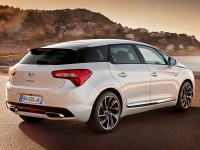 Citroen DS5 Hatchback (1 generation) 1.6 MT THP (200 HP) So Chic (2013) foto, Citroen DS5 Hatchback (1 generation) 1.6 MT THP (200 HP) So Chic (2013) fotos, Citroen DS5 Hatchback (1 generation) 1.6 MT THP (200 HP) So Chic (2013) imagen, Citroen DS5 Hatchback (1 generation) 1.6 MT THP (200 HP) So Chic (2013) imagenes, Citroen DS5 Hatchback (1 generation) 1.6 MT THP (200 HP) So Chic (2013) fotografía