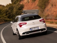 Citroen DS5 Hatchback (1 generation) 2.0 HDi AT (163hp) So Chic (2013) foto, Citroen DS5 Hatchback (1 generation) 2.0 HDi AT (163hp) So Chic (2013) fotos, Citroen DS5 Hatchback (1 generation) 2.0 HDi AT (163hp) So Chic (2013) imagen, Citroen DS5 Hatchback (1 generation) 2.0 HDi AT (163hp) So Chic (2013) imagenes, Citroen DS5 Hatchback (1 generation) 2.0 HDi AT (163hp) So Chic (2013) fotografía