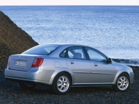 Daewoo Nubira Sedan (3 generation) 1.8 MT (122hp) opiniones, Daewoo Nubira Sedan (3 generation) 1.8 MT (122hp) precio, Daewoo Nubira Sedan (3 generation) 1.8 MT (122hp) comprar, Daewoo Nubira Sedan (3 generation) 1.8 MT (122hp) caracteristicas, Daewoo Nubira Sedan (3 generation) 1.8 MT (122hp) especificaciones, Daewoo Nubira Sedan (3 generation) 1.8 MT (122hp) Ficha tecnica, Daewoo Nubira Sedan (3 generation) 1.8 MT (122hp) Automovil