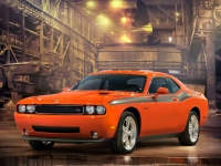 Dodge Challenger Coupe 2-door (3 generation) 6.1 V8 AT SRT8 (431hp) foto, Dodge Challenger Coupe 2-door (3 generation) 6.1 V8 AT SRT8 (431hp) fotos, Dodge Challenger Coupe 2-door (3 generation) 6.1 V8 AT SRT8 (431hp) imagen, Dodge Challenger Coupe 2-door (3 generation) 6.1 V8 AT SRT8 (431hp) imagenes, Dodge Challenger Coupe 2-door (3 generation) 6.1 V8 AT SRT8 (431hp) fotografía