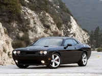 Dodge Challenger Coupe 2-door (3 generation) 6.1 V8 AT SRT8 (431hp) foto, Dodge Challenger Coupe 2-door (3 generation) 6.1 V8 AT SRT8 (431hp) fotos, Dodge Challenger Coupe 2-door (3 generation) 6.1 V8 AT SRT8 (431hp) imagen, Dodge Challenger Coupe 2-door (3 generation) 6.1 V8 AT SRT8 (431hp) imagenes, Dodge Challenger Coupe 2-door (3 generation) 6.1 V8 AT SRT8 (431hp) fotografía