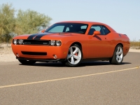 Dodge Challenger Coupe 2-door (3 generation) 6.1 V8 AT SRT8 (431hp) foto, Dodge Challenger Coupe 2-door (3 generation) 6.1 V8 AT SRT8 (431hp) fotos, Dodge Challenger Coupe 2-door (3 generation) 6.1 V8 AT SRT8 (431hp) imagen, Dodge Challenger Coupe 2-door (3 generation) 6.1 V8 AT SRT8 (431hp) imagenes, Dodge Challenger Coupe 2-door (3 generation) 6.1 V8 AT SRT8 (431hp) fotografía