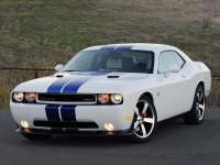 Dodge Challenger Coupe 2-door (3 generation) 6.1 V8 AT SRT8 (431hp) foto, Dodge Challenger Coupe 2-door (3 generation) 6.1 V8 AT SRT8 (431hp) fotos, Dodge Challenger Coupe 2-door (3 generation) 6.1 V8 AT SRT8 (431hp) imagen, Dodge Challenger Coupe 2-door (3 generation) 6.1 V8 AT SRT8 (431hp) imagenes, Dodge Challenger Coupe 2-door (3 generation) 6.1 V8 AT SRT8 (431hp) fotografía