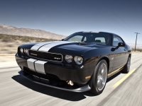 Dodge Challenger Coupe 2-door (3 generation) 6.1 V8 AT SRT8 (431hp) foto, Dodge Challenger Coupe 2-door (3 generation) 6.1 V8 AT SRT8 (431hp) fotos, Dodge Challenger Coupe 2-door (3 generation) 6.1 V8 AT SRT8 (431hp) imagen, Dodge Challenger Coupe 2-door (3 generation) 6.1 V8 AT SRT8 (431hp) imagenes, Dodge Challenger Coupe 2-door (3 generation) 6.1 V8 AT SRT8 (431hp) fotografía