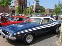 Dodge Challenger Hardtop (1 generation) 5.6 V8 4MT (275hp) foto, Dodge Challenger Hardtop (1 generation) 5.6 V8 4MT (275hp) fotos, Dodge Challenger Hardtop (1 generation) 5.6 V8 4MT (275hp) imagen, Dodge Challenger Hardtop (1 generation) 5.6 V8 4MT (275hp) imagenes, Dodge Challenger Hardtop (1 generation) 5.6 V8 4MT (275hp) fotografía